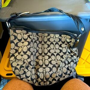 Over the shoulder coach bag. Black and gray